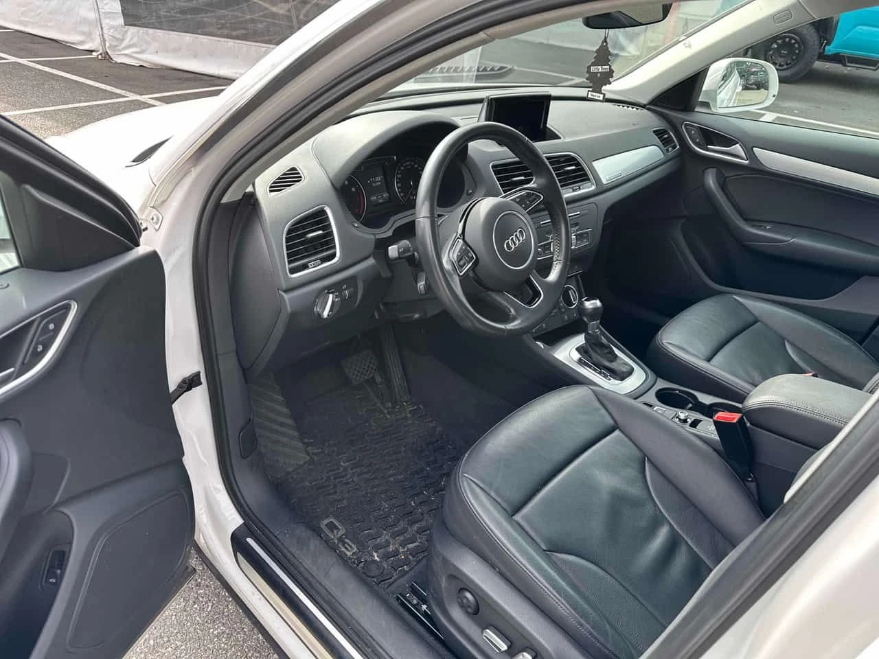 Audi Q3 Progressiv | PANO | ПОДГРЕВИ | KEYLESS |  - изображение 5