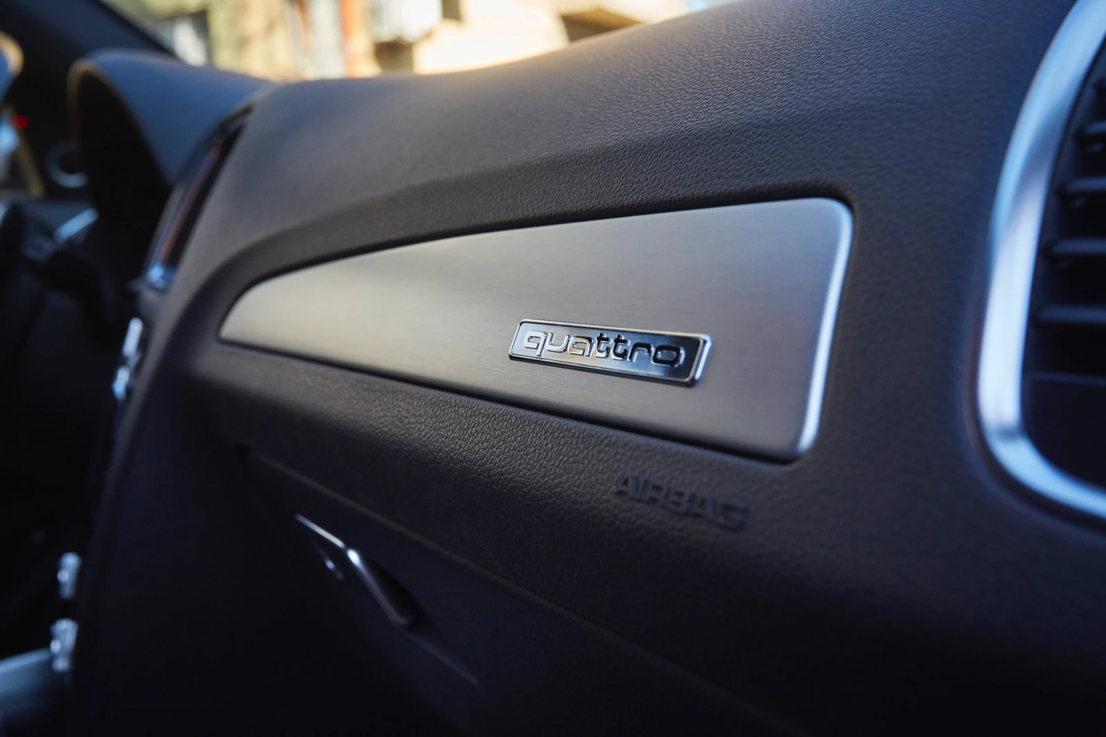 Audi SQ5 * PANORAMA* KEYLESS* B&O* NAVI* , снимка 15 - Автомобили и джипове - 53907878