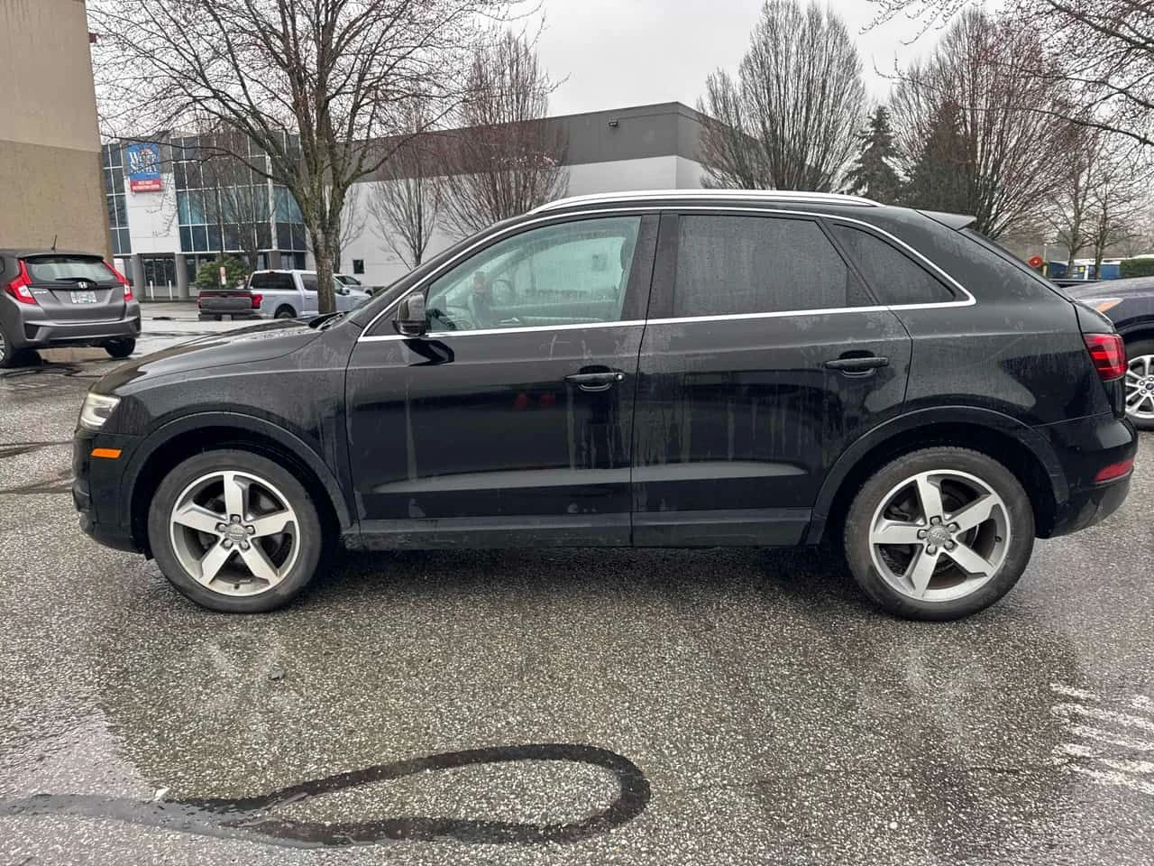 Audi Q3 PROGRESSIV/CARFAX/ПАНОРАМА/ПОДГРЕВИ, снимка 3 - Автомобили и джипове - 54006090