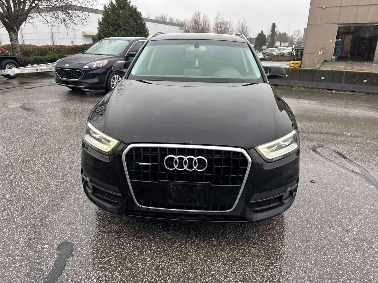 Audi Q3 PROGRESSIV/CARFAX/ПАНОРАМА/ПОДГРЕВИ, снимка 2 - Автомобили и джипове - 54006090