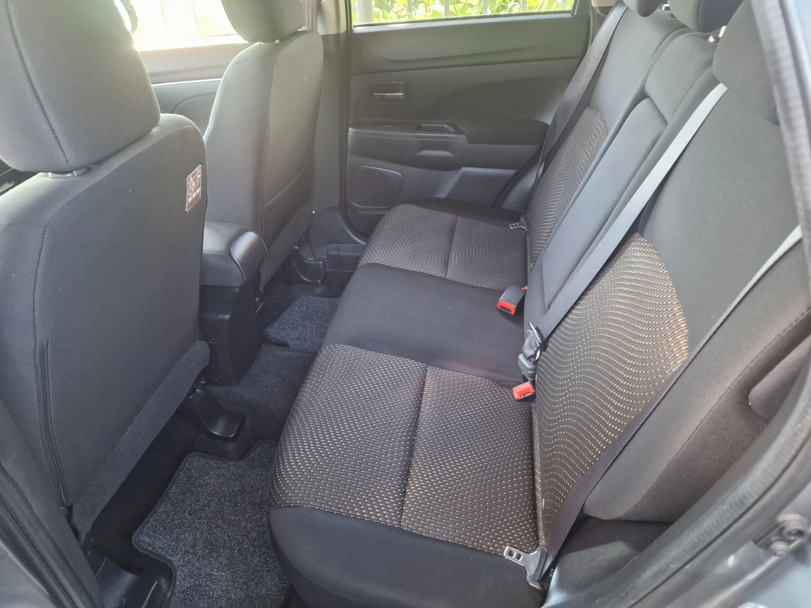 Mitsubishi ASX 1.6I-БЕНЗИН-PANORAMA, снимка 11 - Автомобили и джипове - 54892380