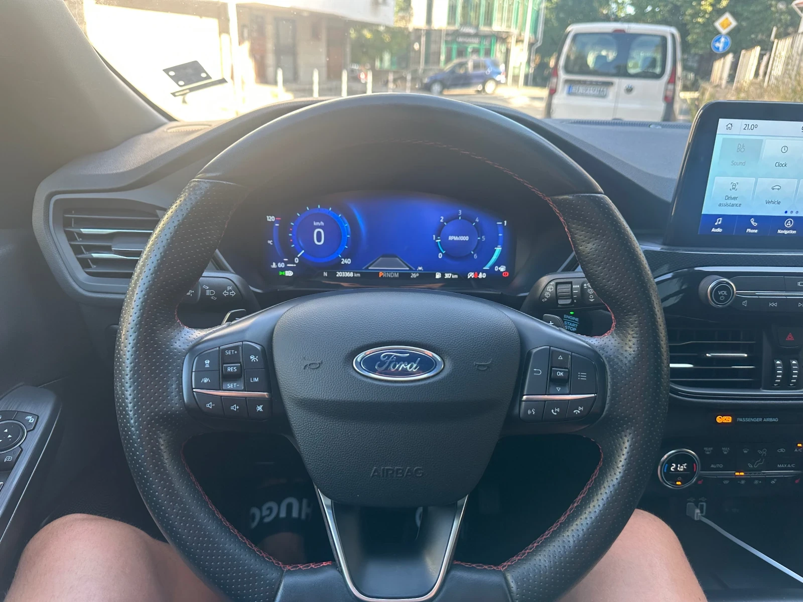 Ford Kuga ST LINE AWD 2.0 190 HP, снимка 4 - Автомобили и джипове - 55440095