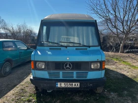 Mercedes-Benz 208, снимка 2