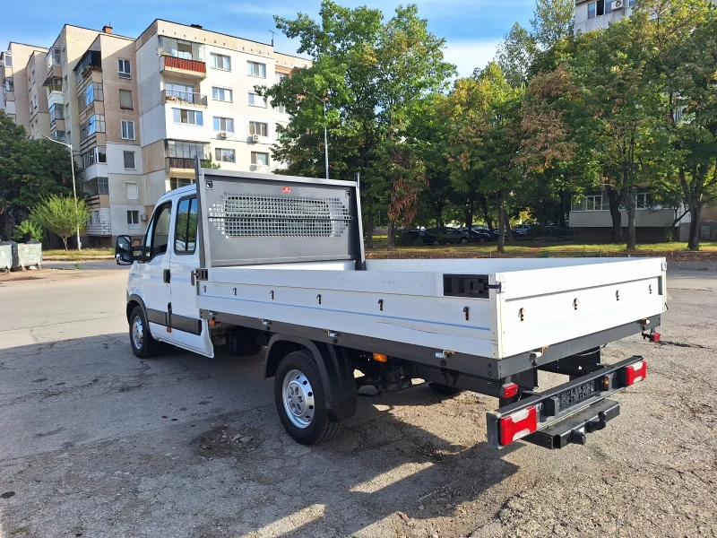 Iveco Daily 35s17/3.5т./170кс./7местен/Перфектен, снимка 5 - Бусове и автобуси - 47479211