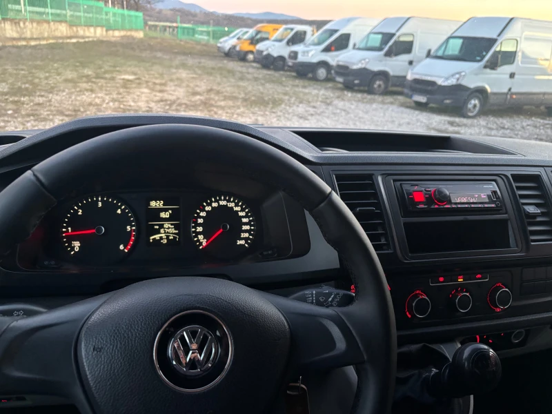 VW T6 9 Места клима, снимка 11 - Бусове и автобуси - 49378757