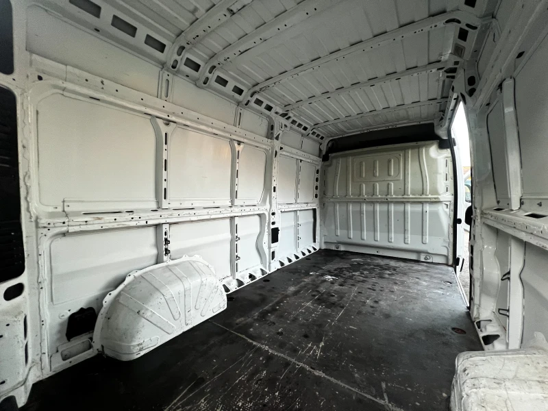 Peugeot Boxer 2.0 BlueHDi 130 hp L3H2  Euro6, снимка 13 - Бусове и автобуси - 52979618