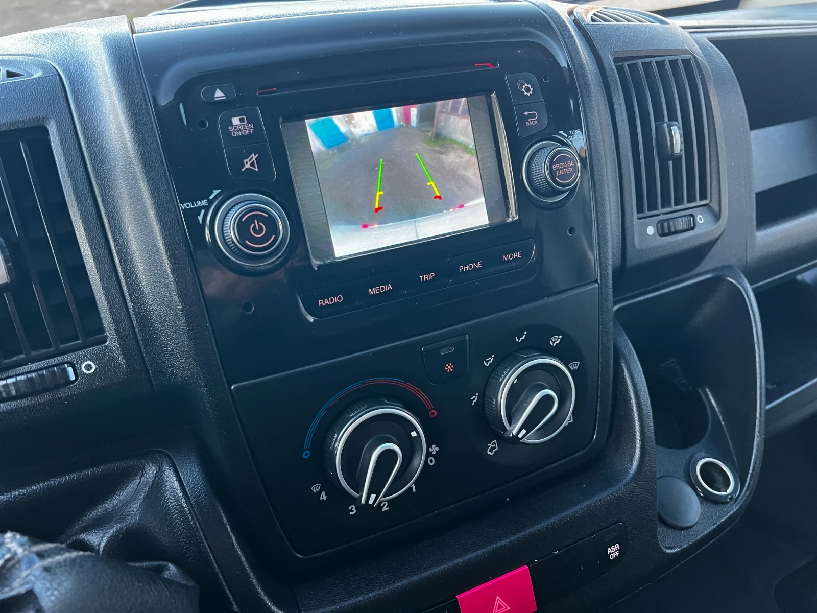 Peugeot Boxer 2.0 BlueHDi 130 hp L3H2  Euro6 - изображение 8