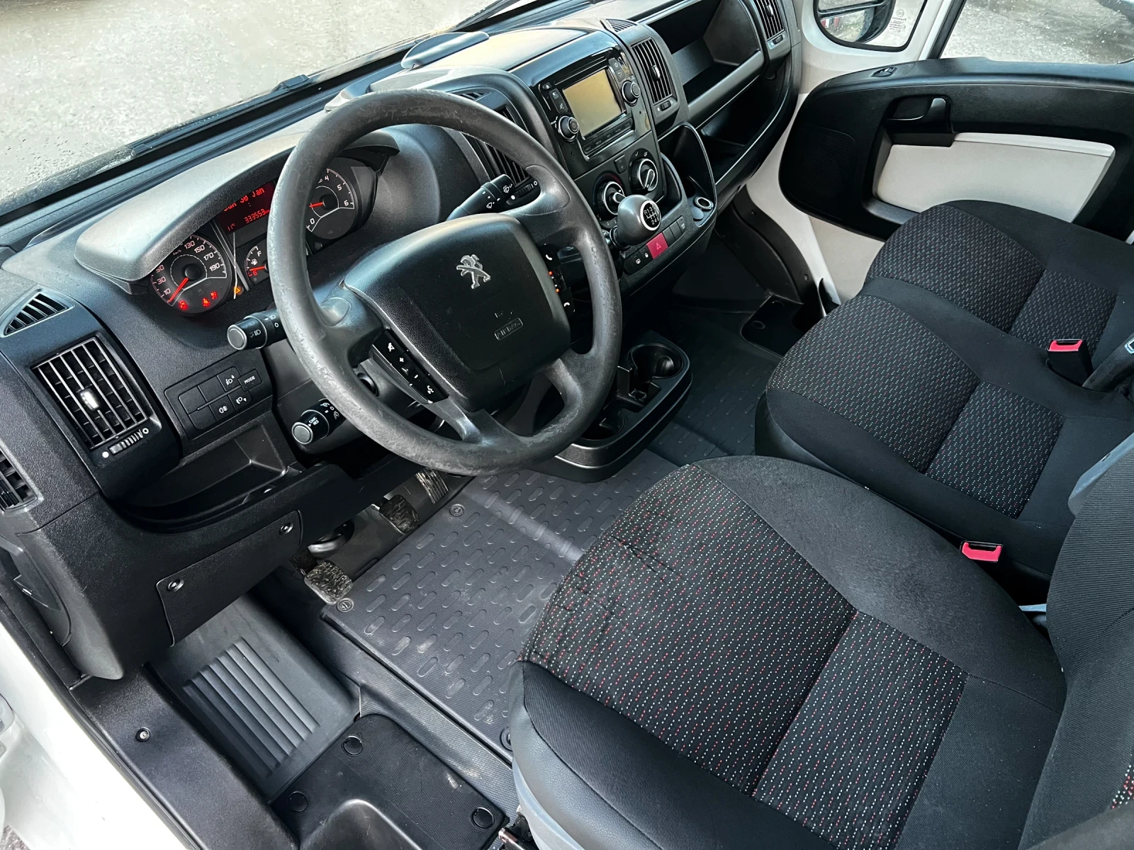 Peugeot Boxer 2.0 BlueHDi 130 hp L3H2  Euro6 - изображение 7