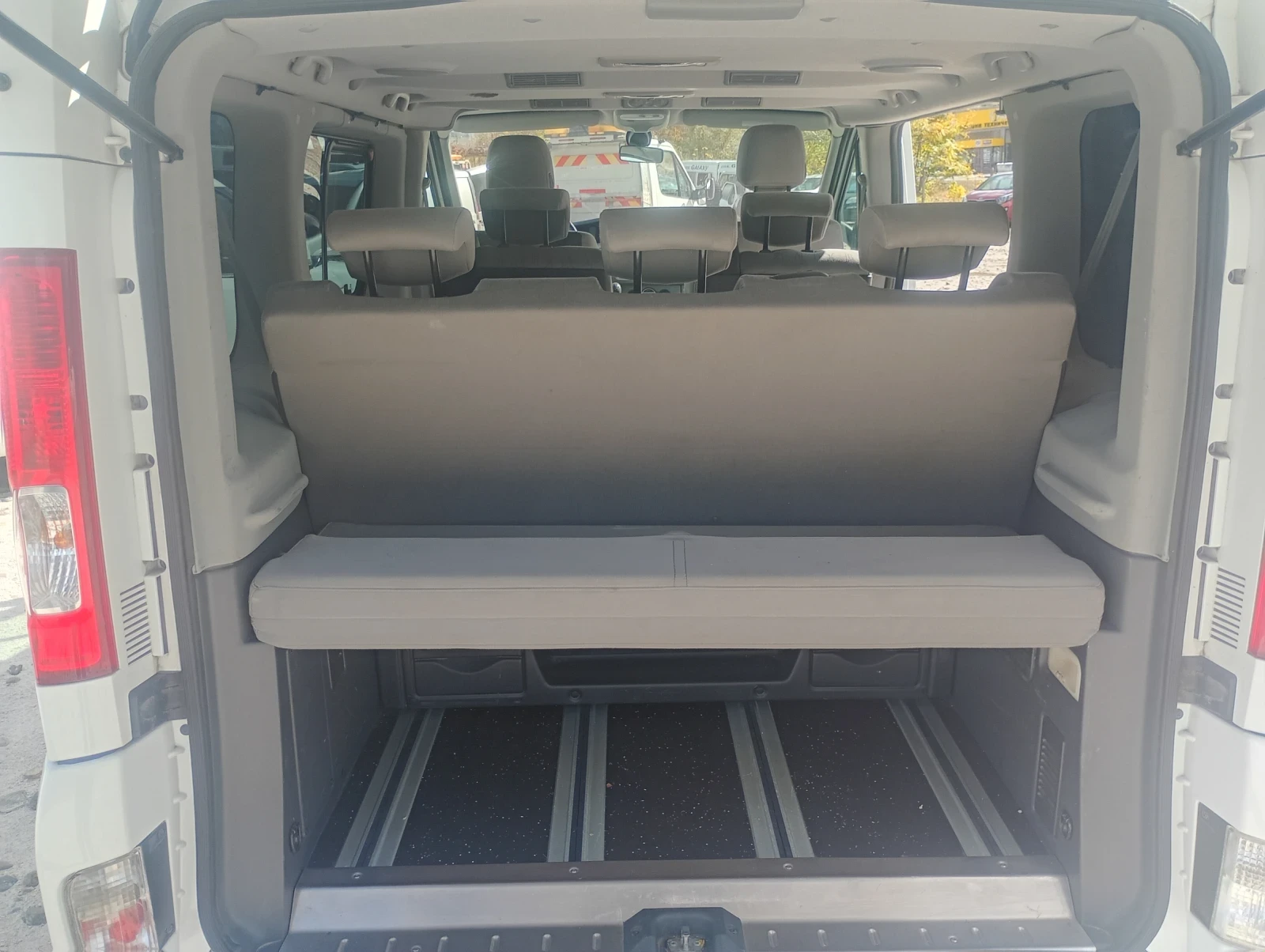 Renault Trafic Generation , снимка 7 - Бусове и автобуси - 56556875