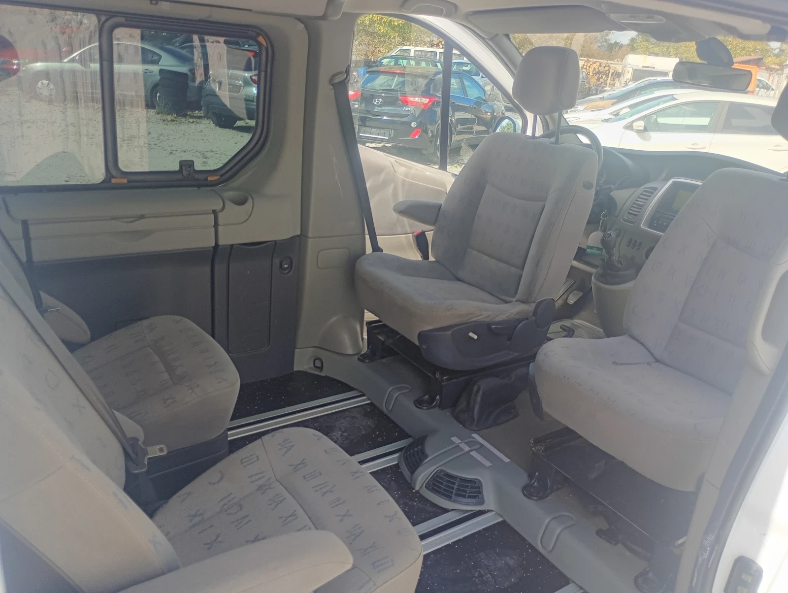 Renault Trafic Generation , снимка 12 - Бусове и автобуси - 56556875