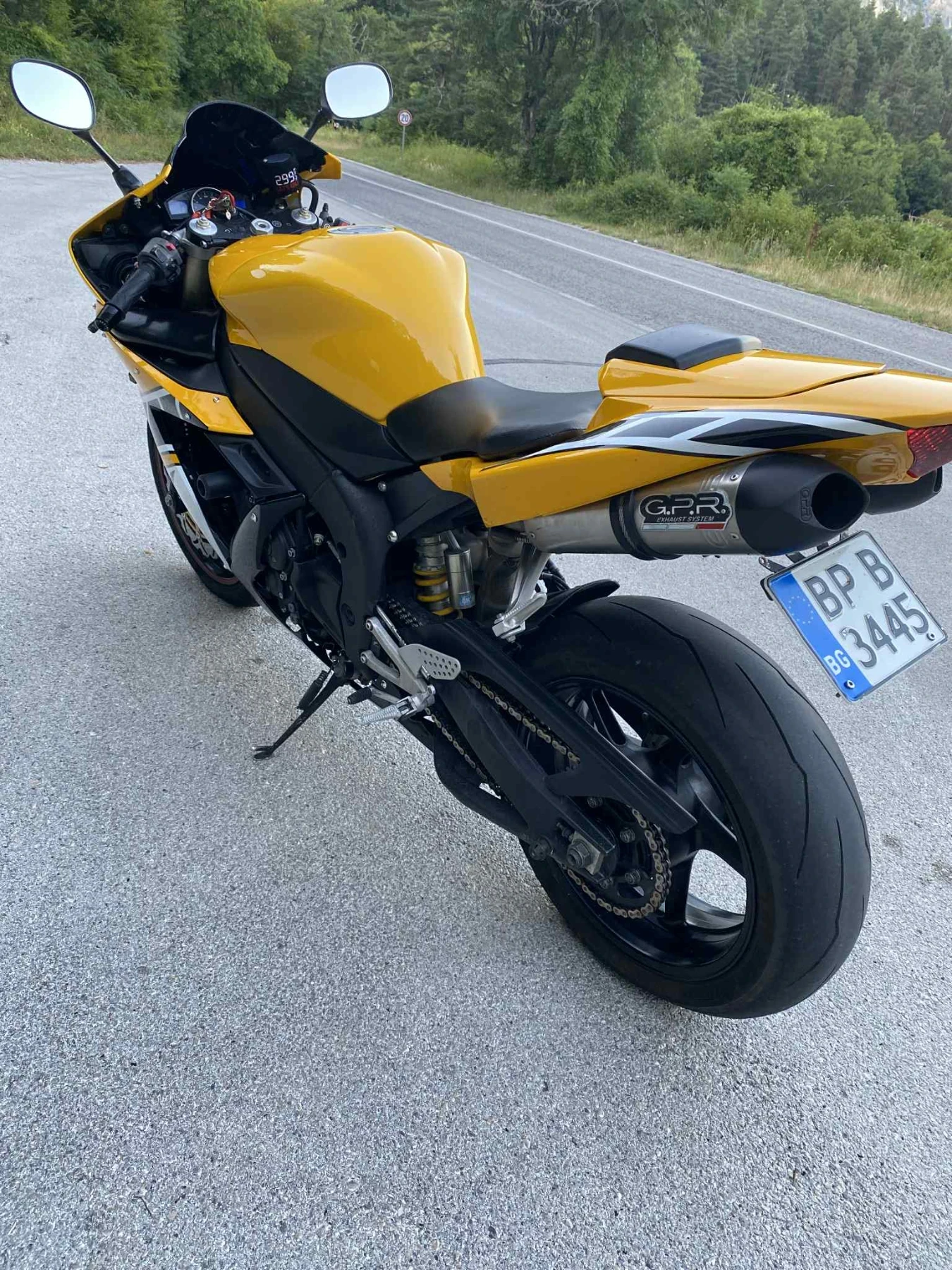 Yamaha YZF-R1  - изображение 5