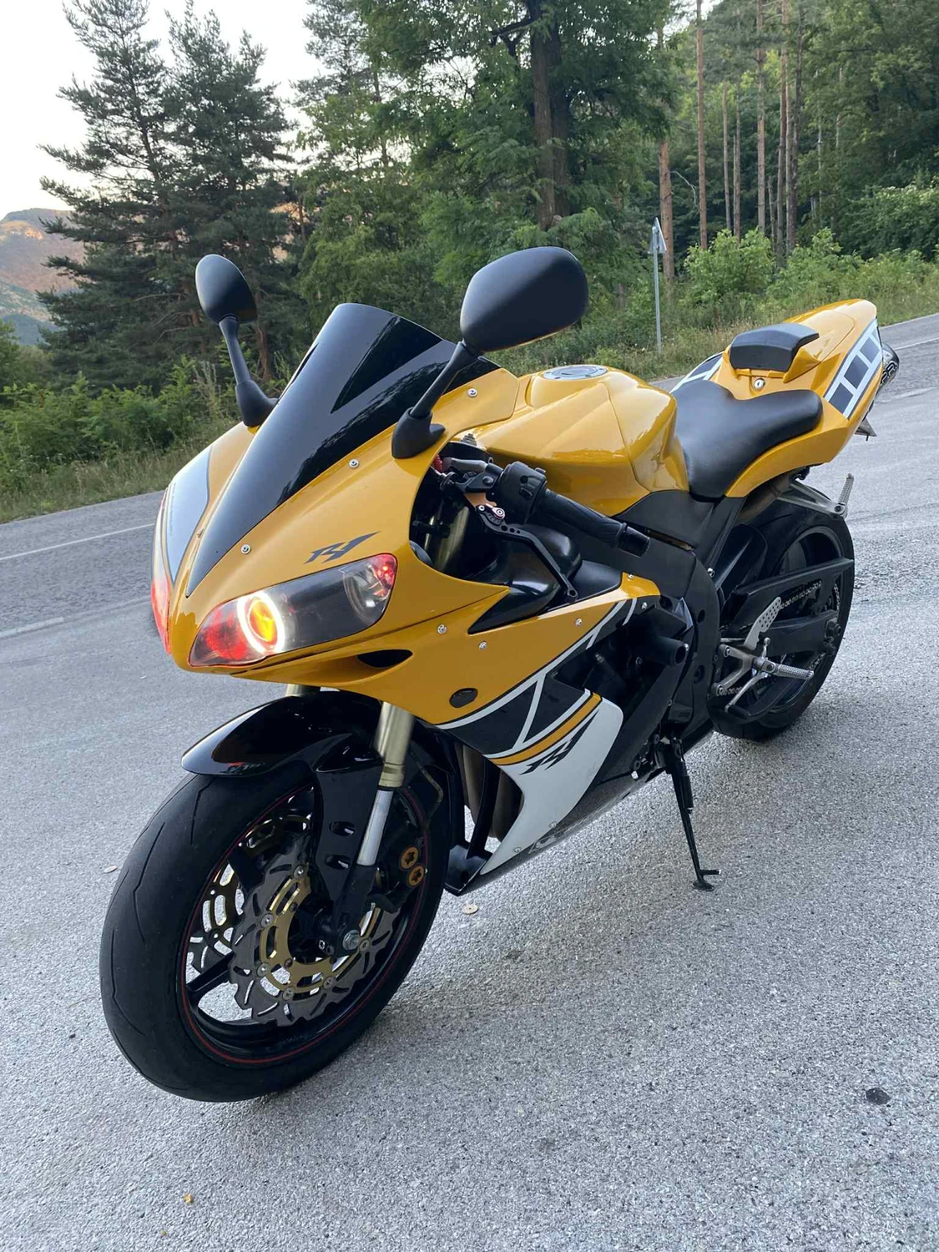 Yamaha YZF-R1  - изображение 8