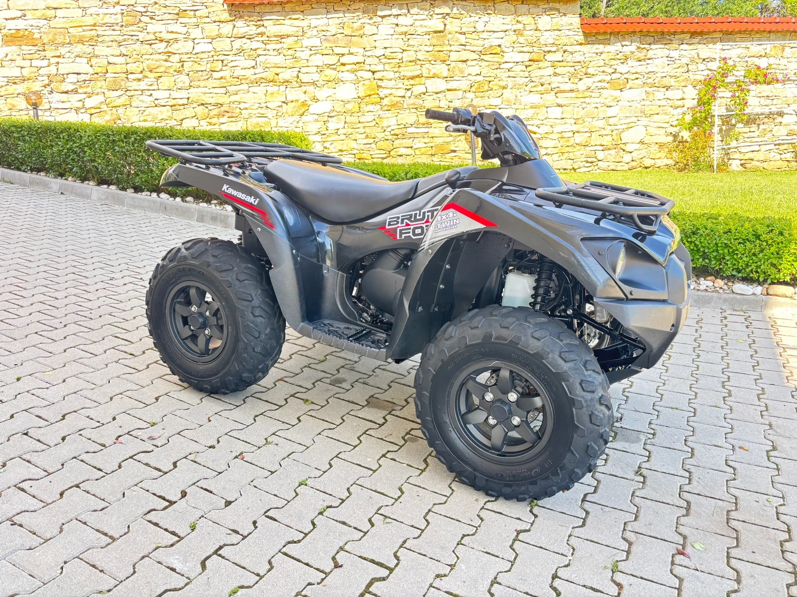Kawasaki Brute Force 750, 4x4, 1500 км, НОВ!