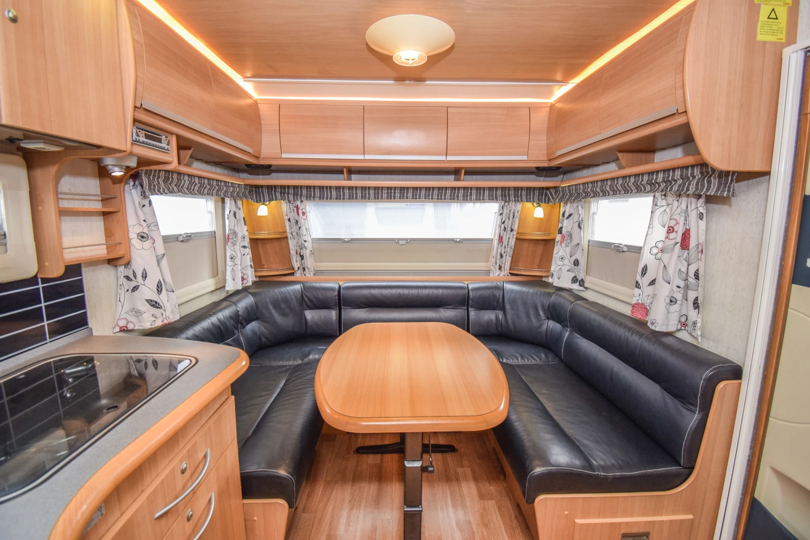 Каравана Kabe CABBY COMFORT EDITION 620 FT , снимка 6 - Каравани и кемпери - 56218069