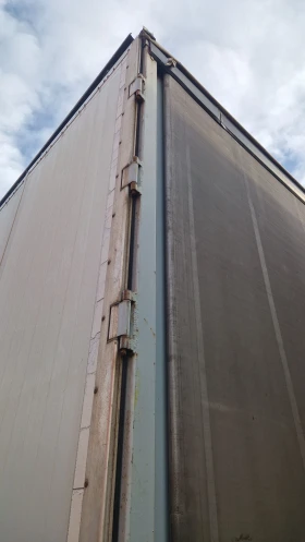 Полуремарке Schmitz Тракон то 3, снимка 11 - Ремаркета - 53197754