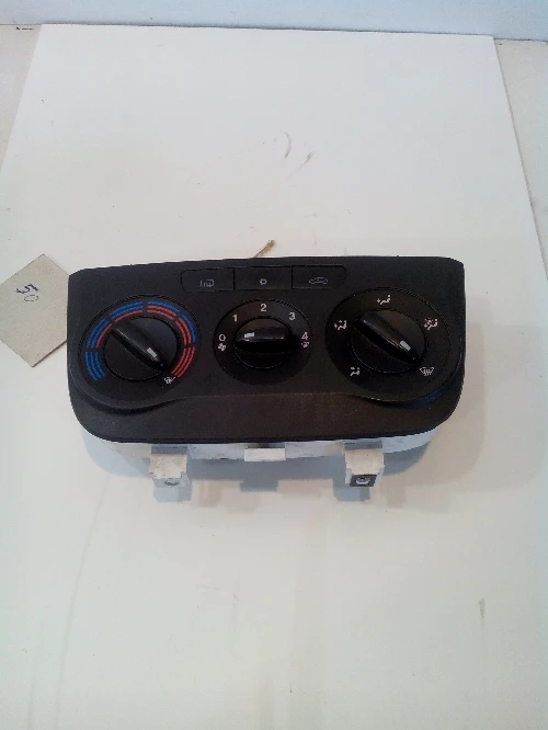 Управление климатик за Фиат Пунто 1.3JTD