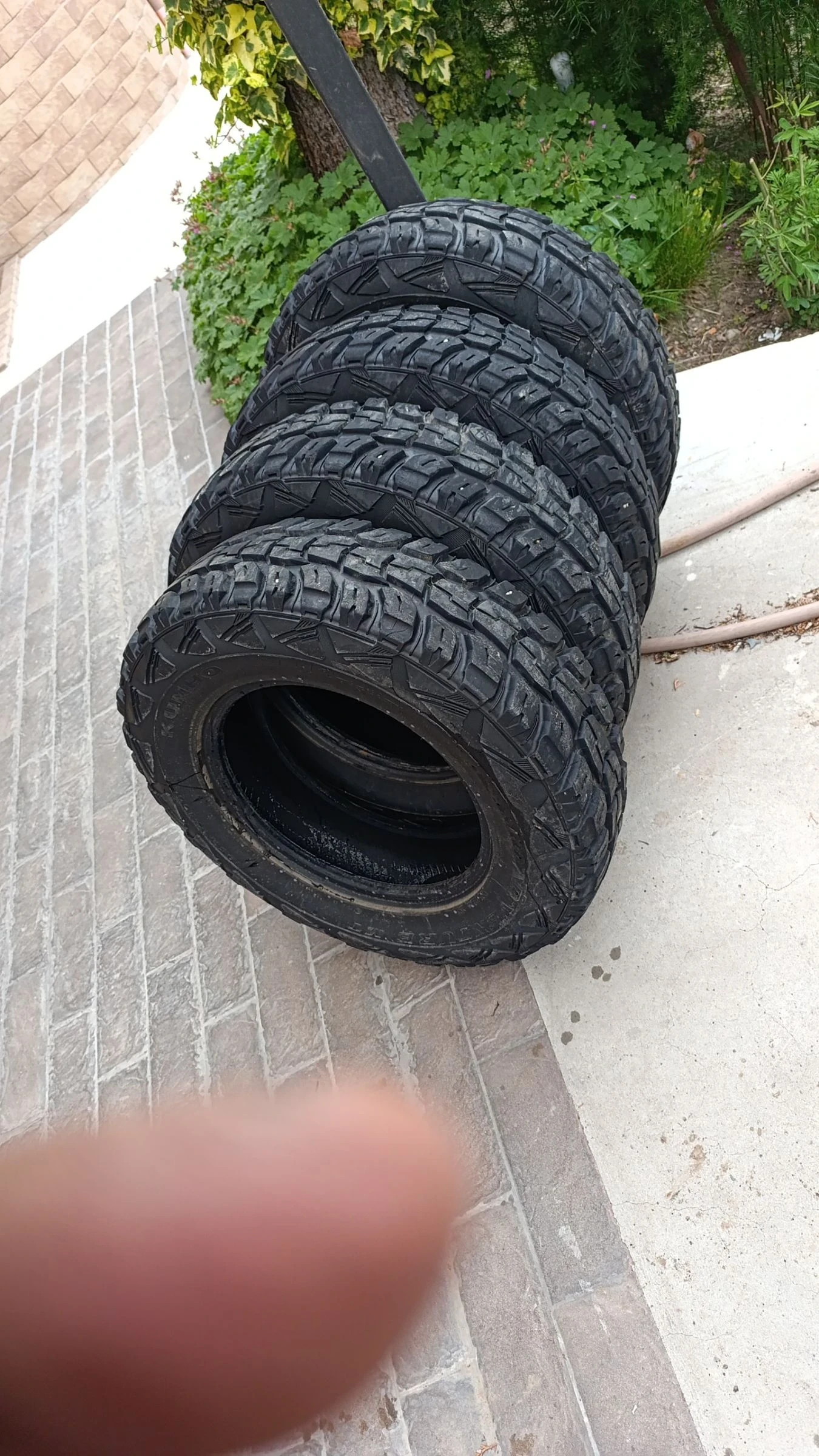 Гуми Зимни 195/100R15