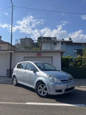 Toyota Corolla verso 1.8 VVT-i, снимка 1