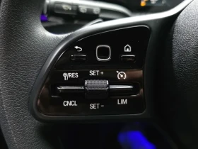 Mercedes-Benz A 220  Hatchback, снимка 15