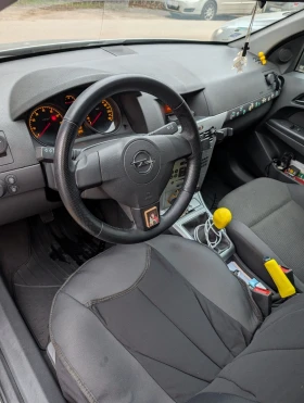 Opel Astra H, снимка 15