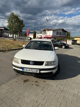 Обява за продажба на VW Passat ~2 500 лв. - изображение 1