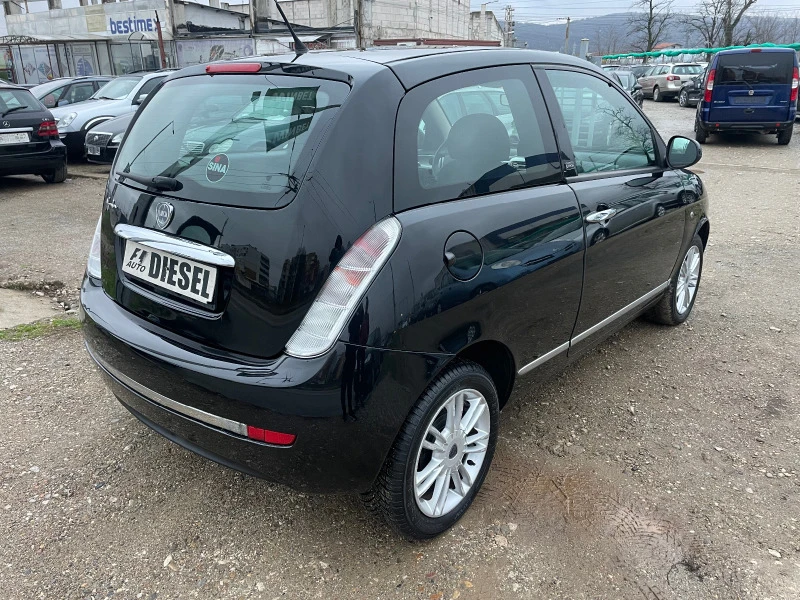 Lancia Ypsilon 1.3-M-jet-U-N-Y-C-A, снимка 8 - Автомобили и джипове - 39854177