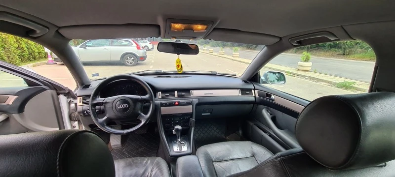 Audi A6 2.5 TDI, снимка 9 - Автомобили и джипове - 47890256