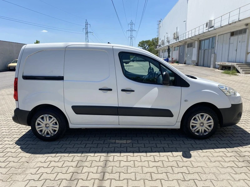 Peugeot Partner 1.6 HDI * AC* CRUISE, снимка 4 - Автомобили и джипове - 47504624