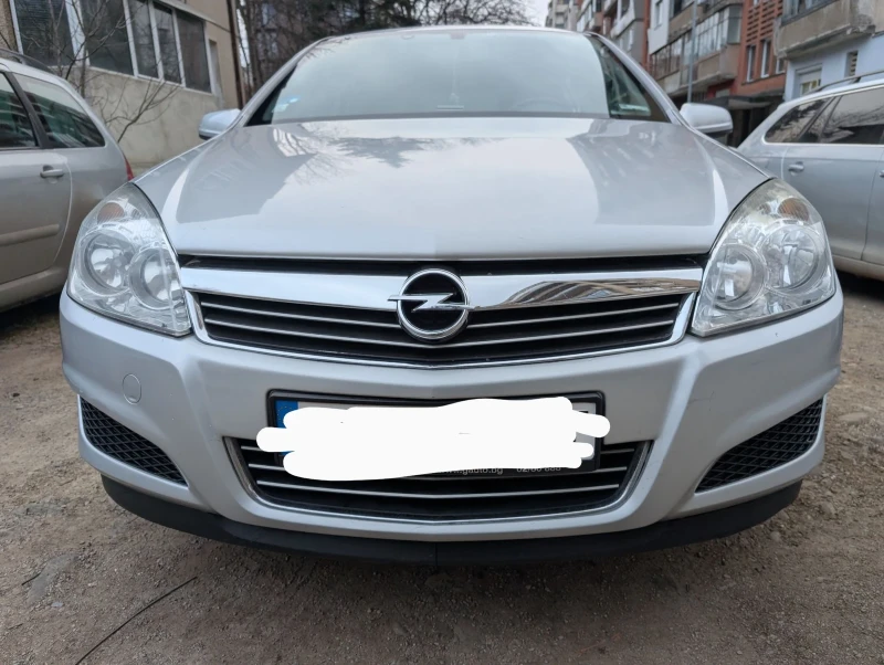 Opel Astra H, снимка 5 - Автомобили и джипове - 48947812