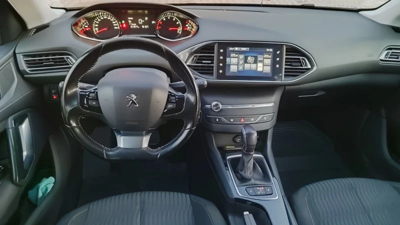Peugeot 308 308 SW 1.2 i THP (130HP) AT-6 N1, снимка 9 - Автомобили и джипове - 50948788