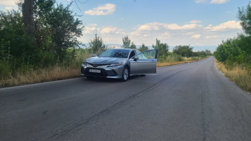 Toyota Camry 2.5 Luxury Edition, 4X4, снимка 5 - Автомобили и джипове - 52564585