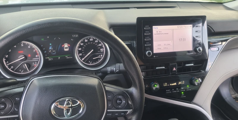 Toyota Camry 2.5 Luxury Edition, 4X4, снимка 8 - Автомобили и джипове - 52564585