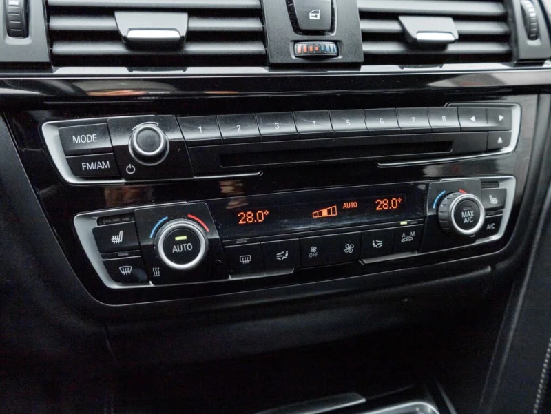 BMW M4 Harman kardon/Memory/Leather, снимка 12 - Автомобили и джипове - 52444404