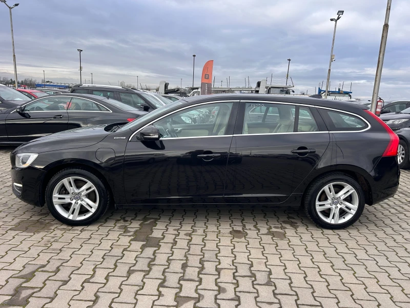 Volvo V60 2.4 PLUG IN HYBRID AWD AVTOMAT/KOJA/NAVI EURO 5, снимка 9 - Автомобили и джипове - 52694669