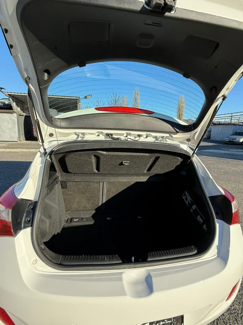 Hyundai I30, снимка 11 - Автомобили и джипове - 52957104