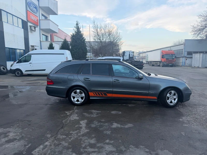 Mercedes-Benz E 220, снимка 4 - Автомобили и джипове - 53048343
