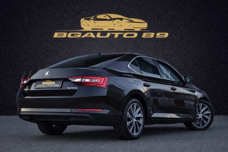 Skoda Superb 2.0TDI 190k.c. Laurin & Klement FULL FULL, снимка 5 - Автомобили и джипове - 53136039