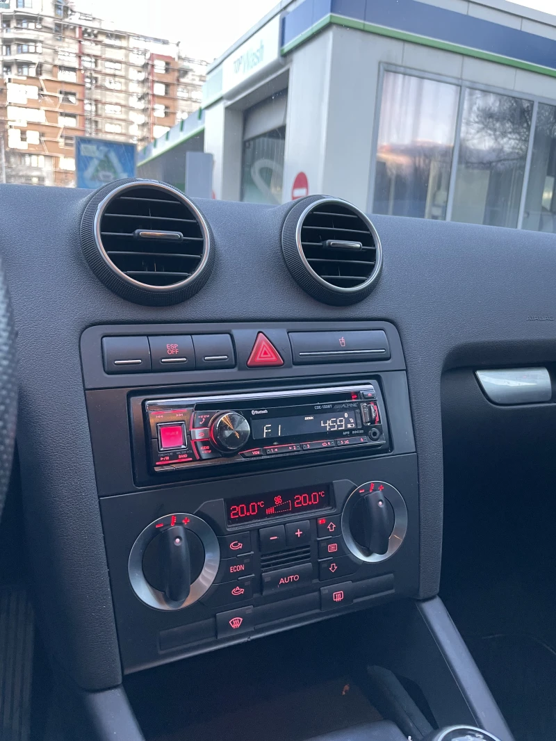 Audi A3 Sportback, снимка 8 - Автомобили и джипове - 53210830