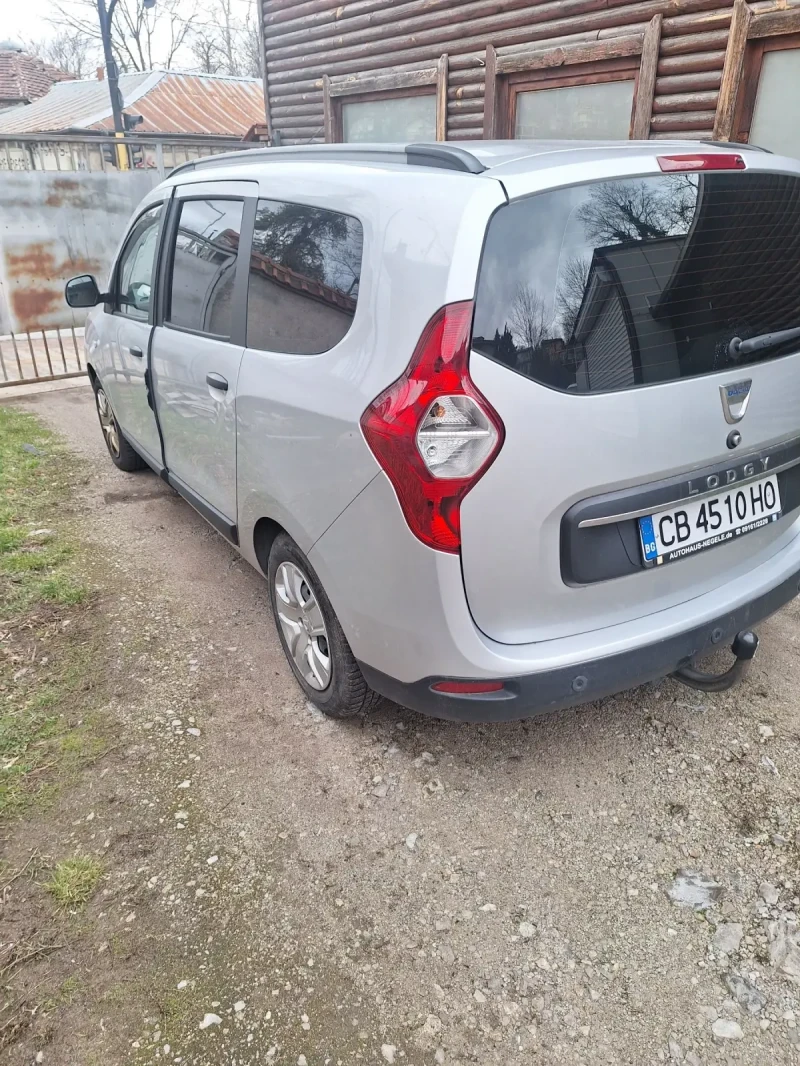 Dacia Lodgy, снимка 7 - Автомобили и джипове - 53582505