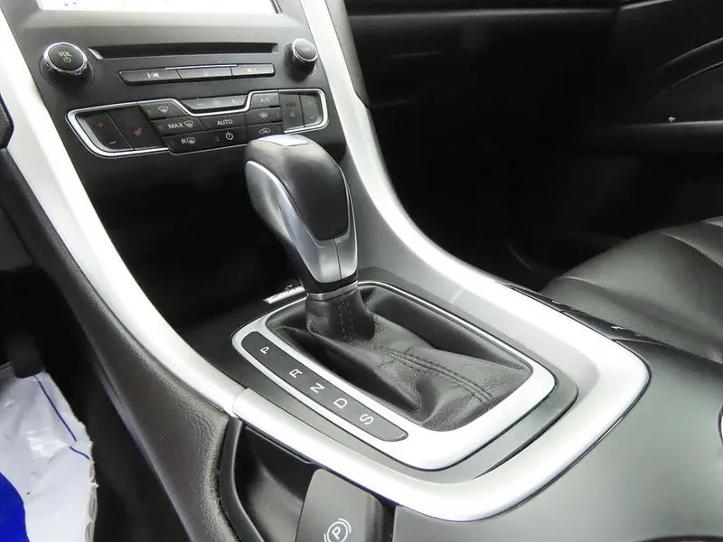 Ford Mondeo, снимка 11 - Автомобили и джипове - 52839482