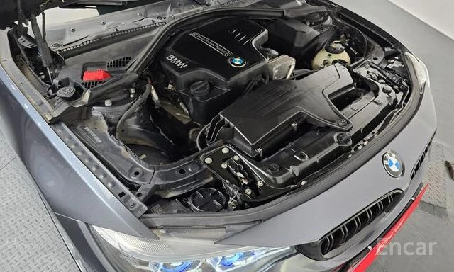 BMW 420 4 Series 420i Luxury Coupe, снимка 7 - Автомобили и джипове - 54169958