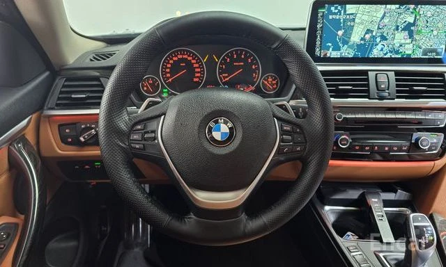 BMW 420 4 Series 420i Luxury Coupe, снимка 9 - Автомобили и джипове - 54169958