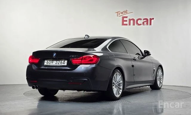 BMW 420 4 Series 420i Luxury Coupe, снимка 10 - Автомобили и джипове - 54169958