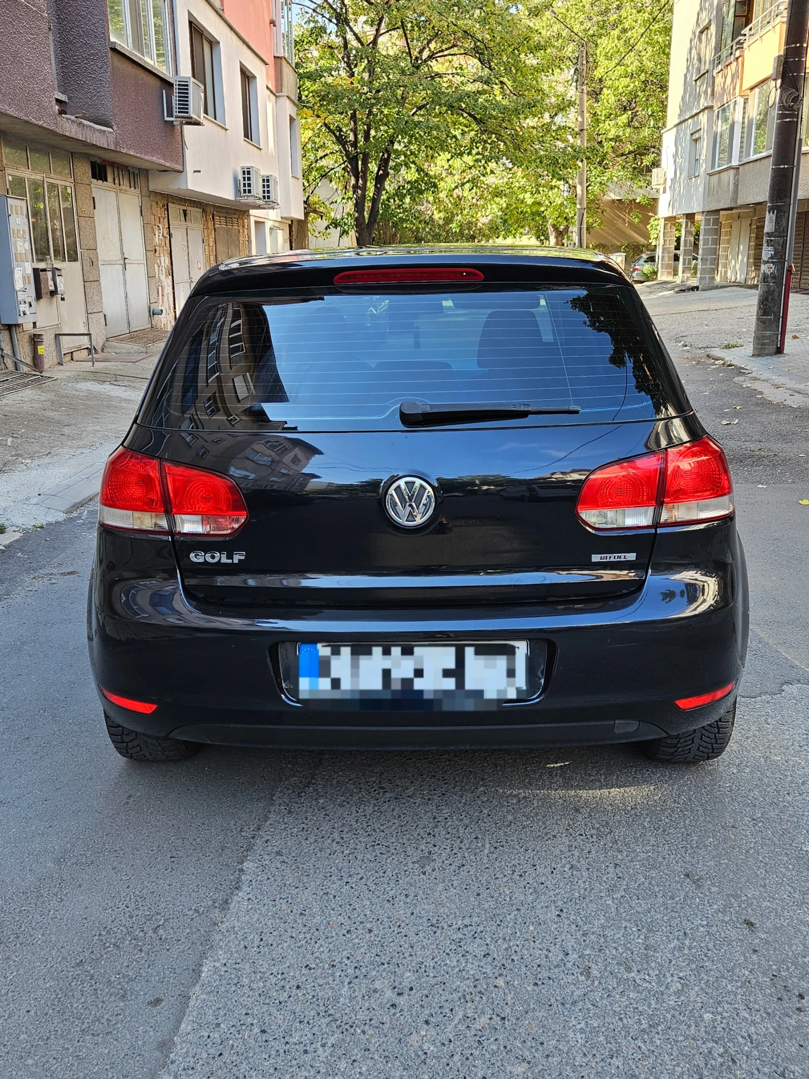 VW Golf 1.6i* АГУ - изображение 5