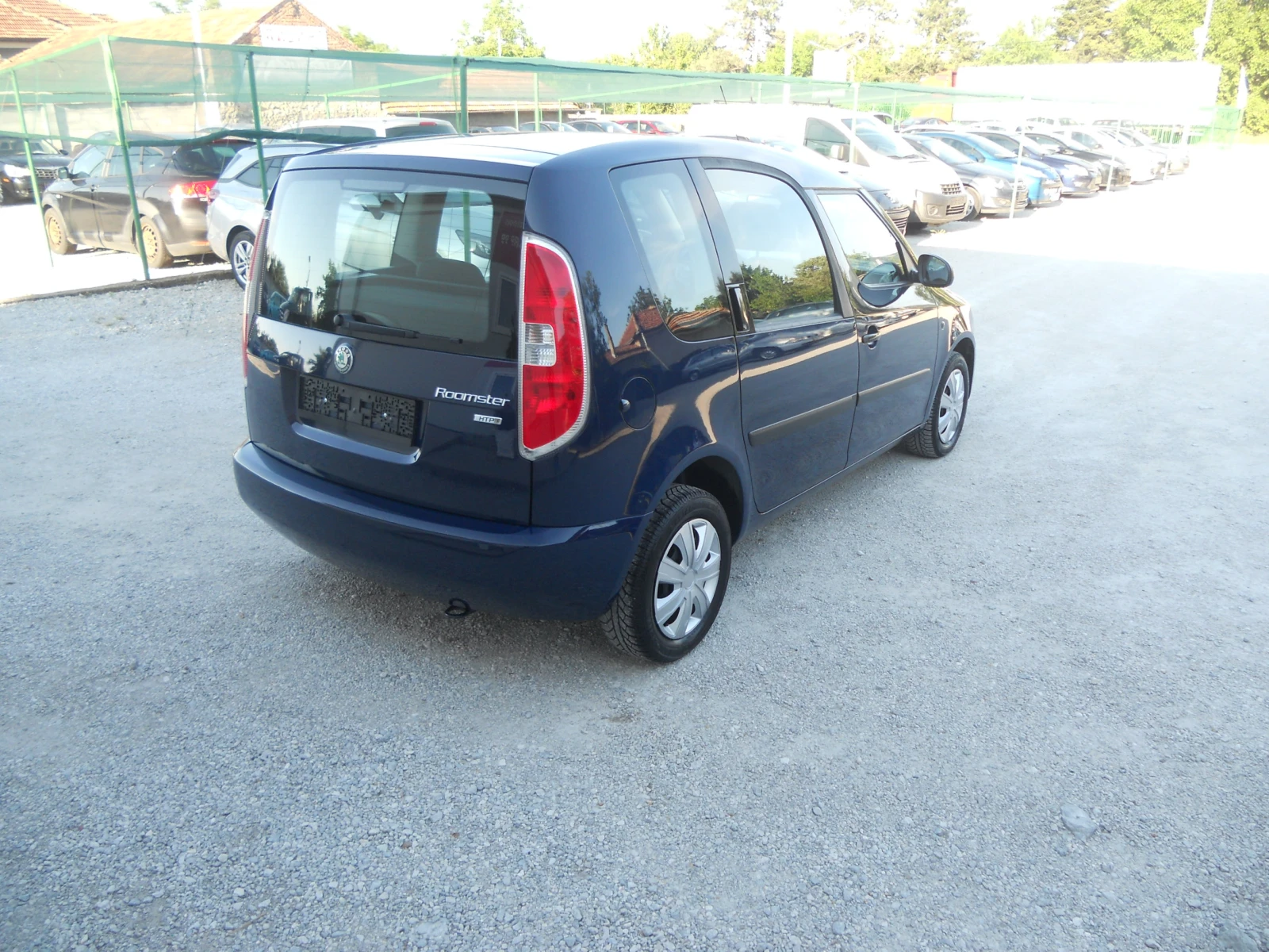 Skoda Roomster 1.2i ЛИЗИНГ!!!! РЕАЛНИ КИЛОМЕТРИ+ СЕРВИЗНА ИСТОРИЯ - изображение 4