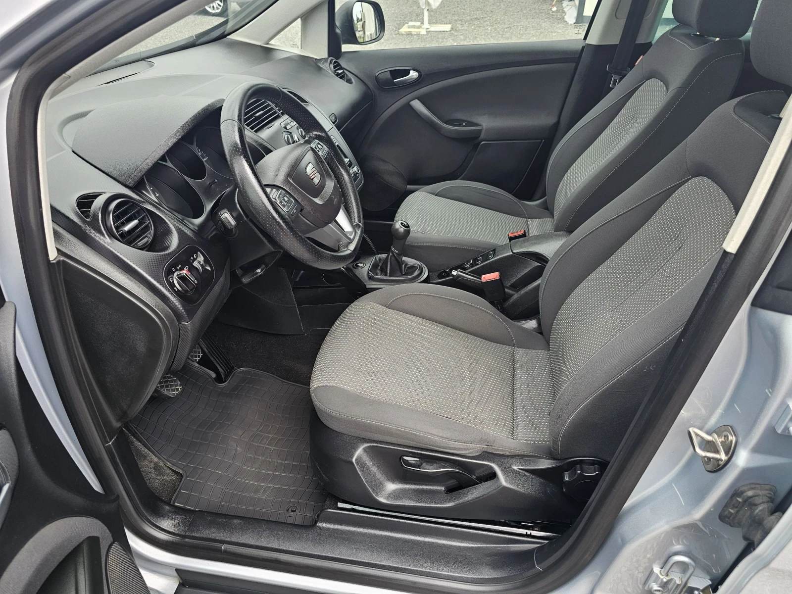 Seat Altea 1.9TDI 6-СК 4Х4 - изображение 8