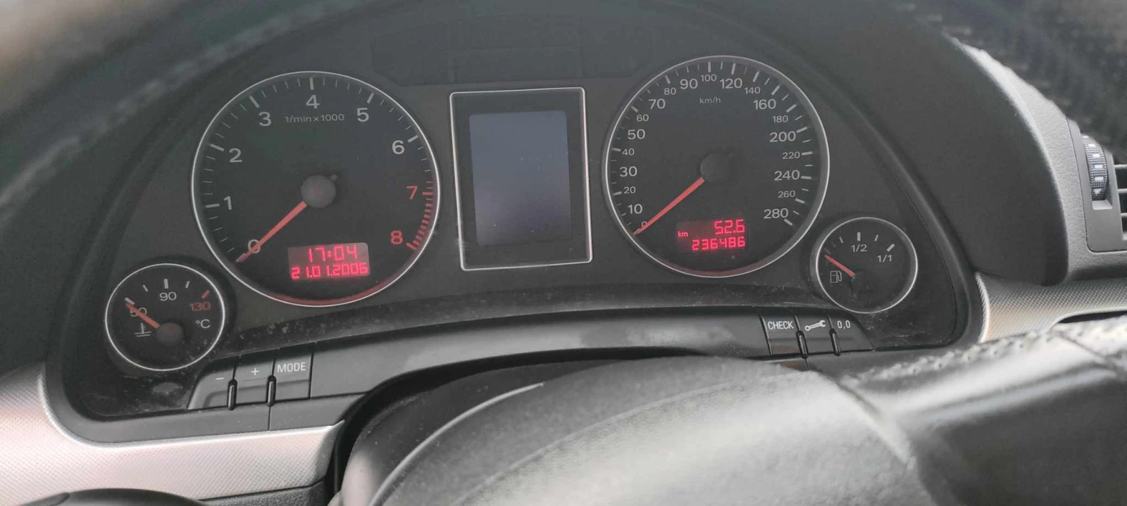 Audi A4 2.0TFSI quattro - изображение 10