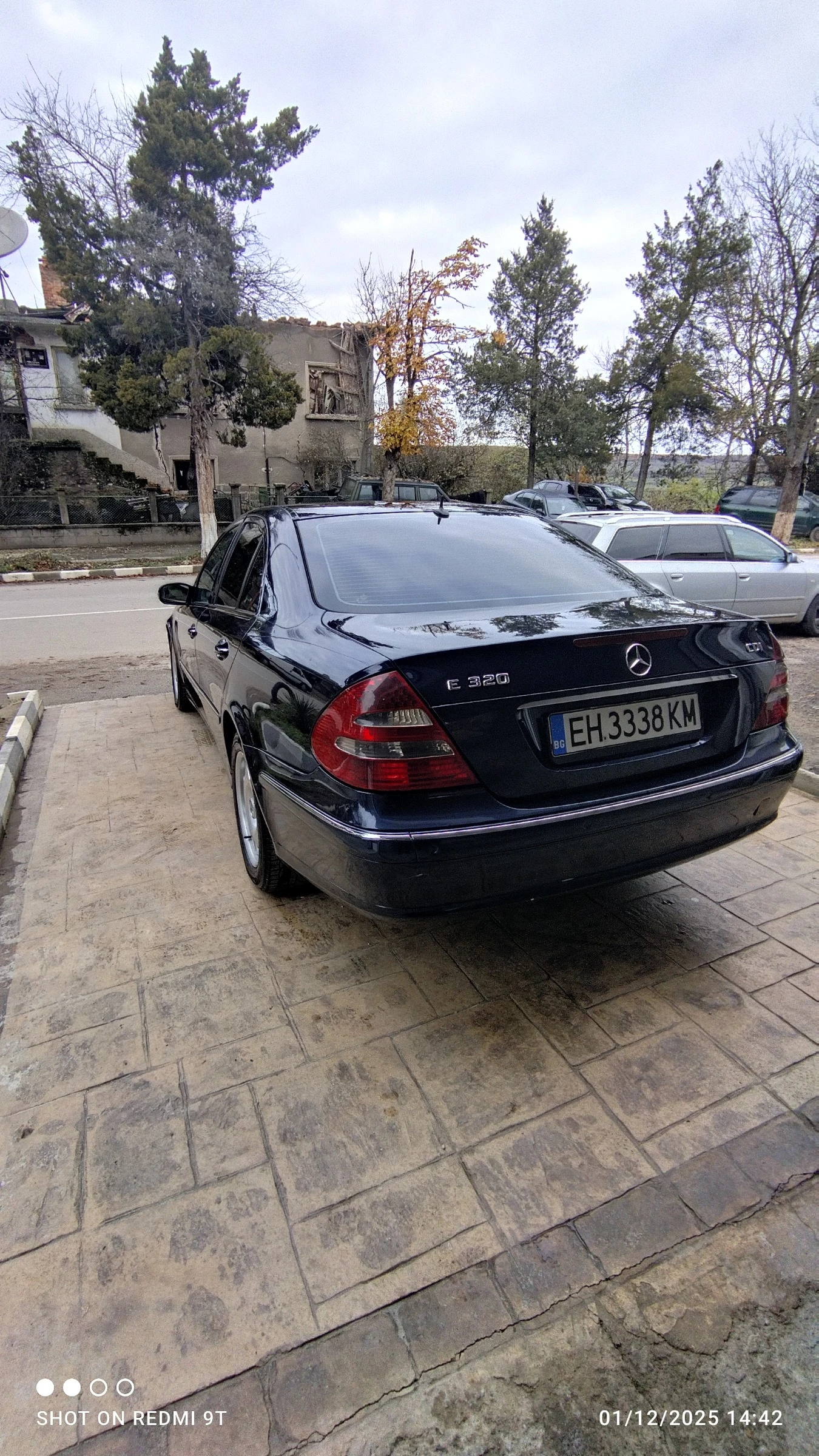 Mercedes-Benz E 320 W211 - изображение 2