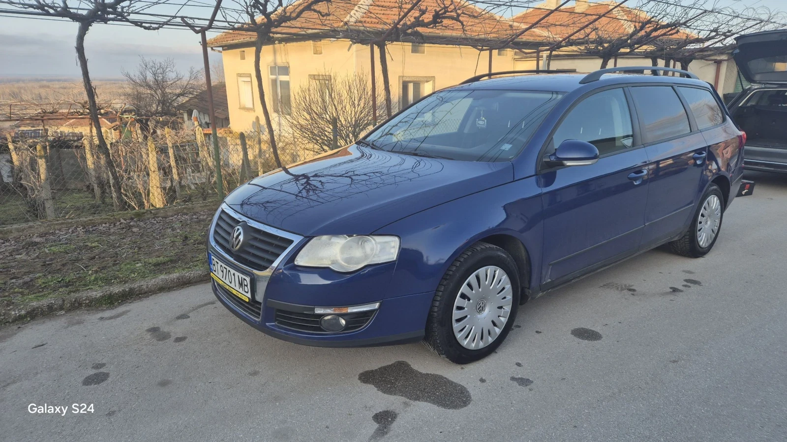 VW Passat 1.9 TDI  105 HP, снимка 4 - Автомобили и джипове - 53687975
