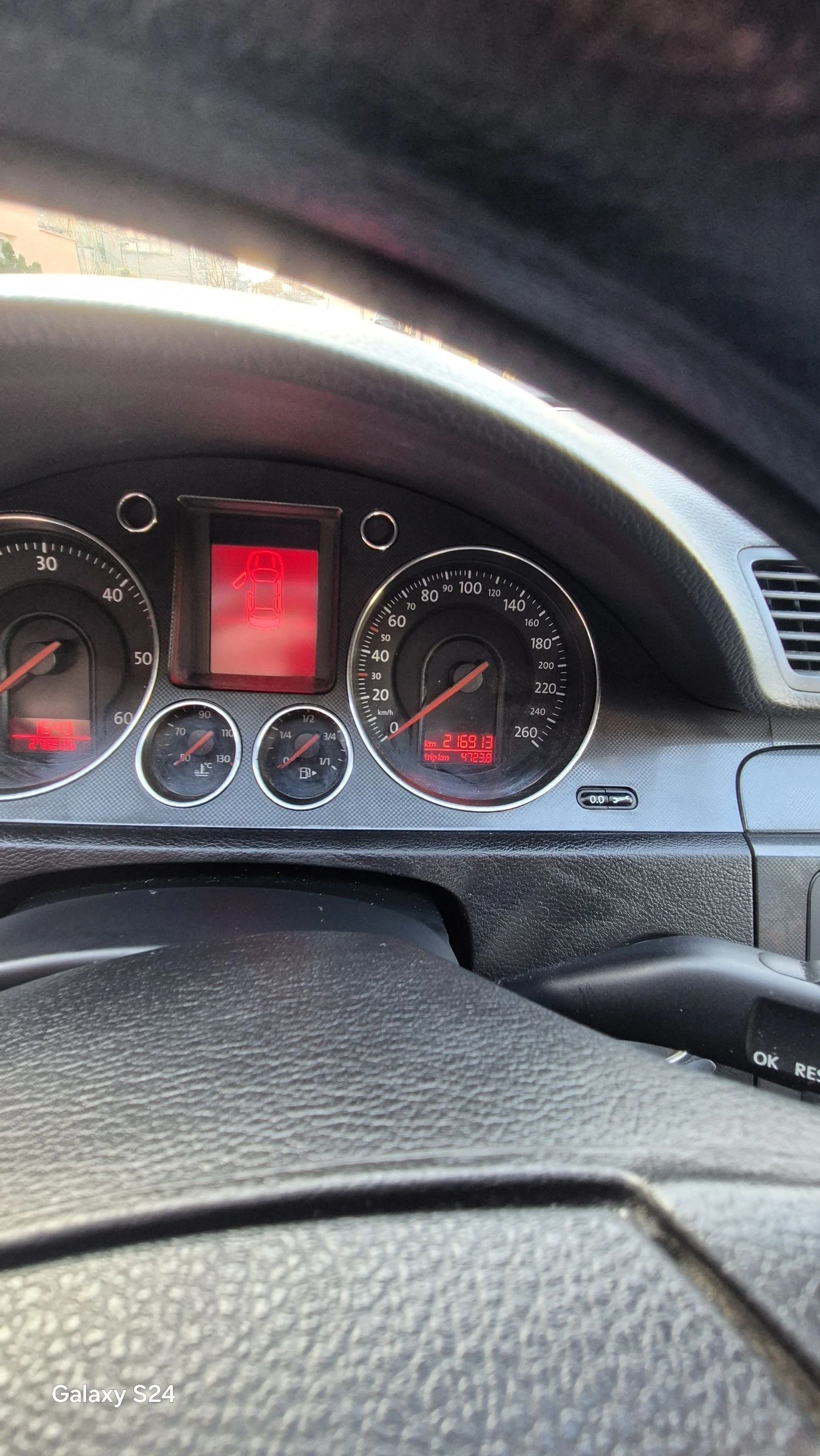 VW Passat 1.9 TDI  105 HP, снимка 8 - Автомобили и джипове - 53687975